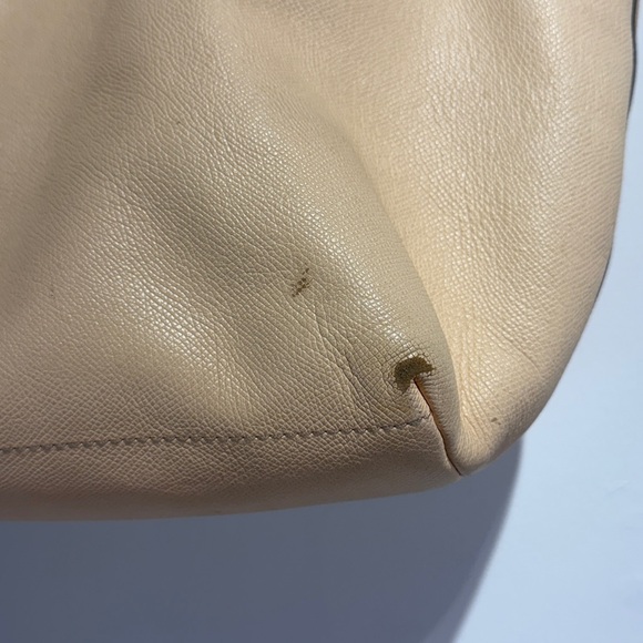 Coach Peach/Cream Tote with Pink Pom Pom - Picture 4 of 7